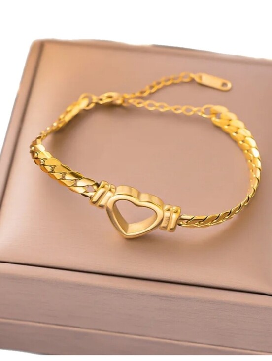 Jewelry - Gold Plated Chunky Hollow Heart Bracelet